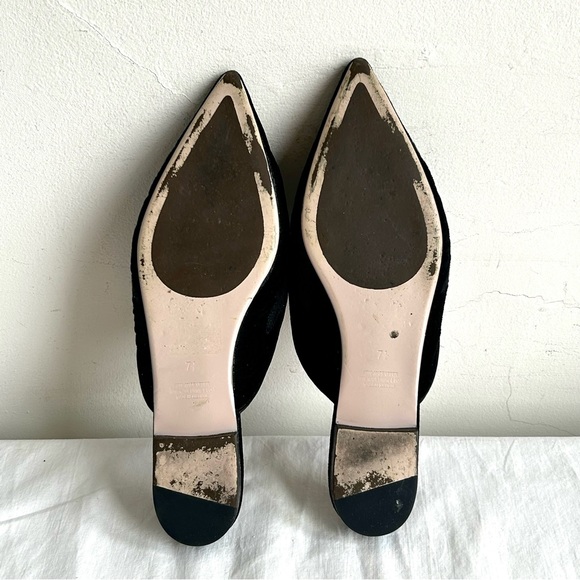 Tony Bianca Pepe Pointed Embroidered Black Velvet Flats Slides - Picture 5 of 13